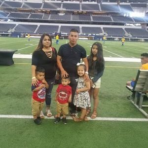 Meet your Posher, Ana